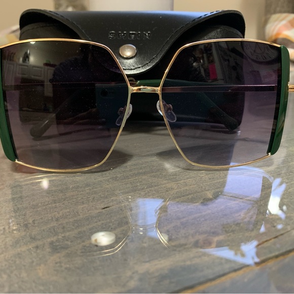 SHEIN Sunglasses. - Picture 3 of 3